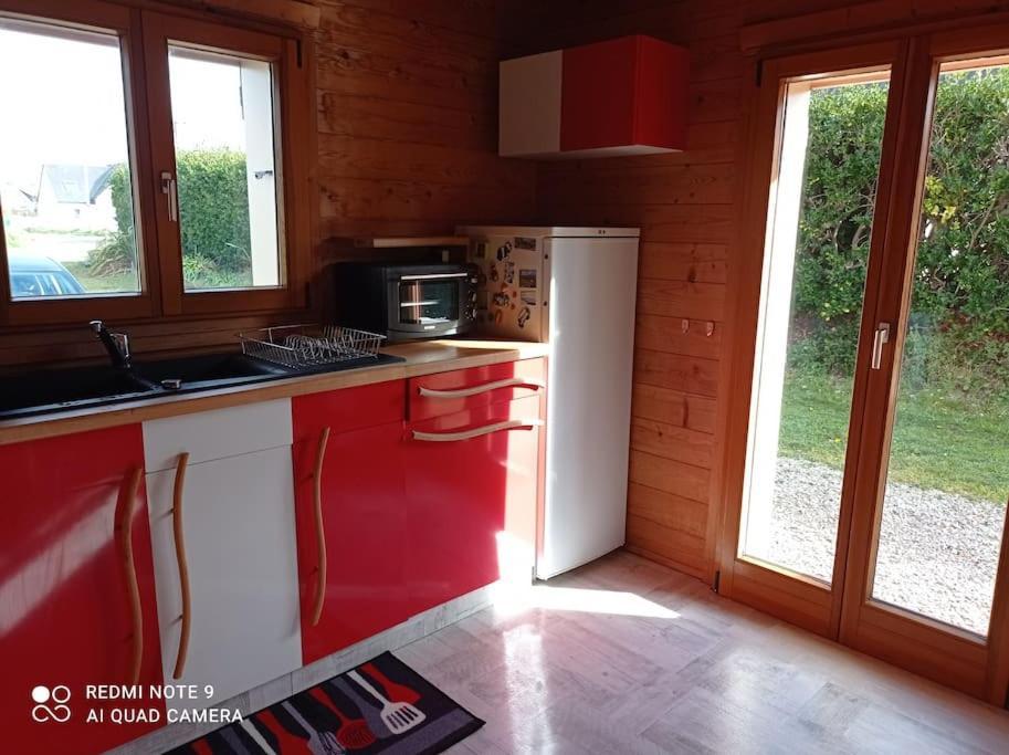 Chalet Familial En Bois A 150 M De La Mer Santec Екстер'єр фото
